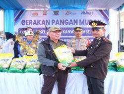 Hari Bhayangkara ke-80, Polres OKI dan Bulog Hadirkan Gerakan Pangan Murah untuk Warga