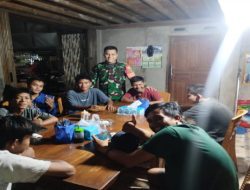 Patroli Terpadu di Sp. Padang, Koramil 402-03 Jaga Kondusivitas Desa Hingga Dini Hari