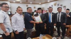 Pansus Perkebunan DPRD Provinsi Sumatera Selatan Serahkan Hasil Rekomendasi Ke Bupati Lahat